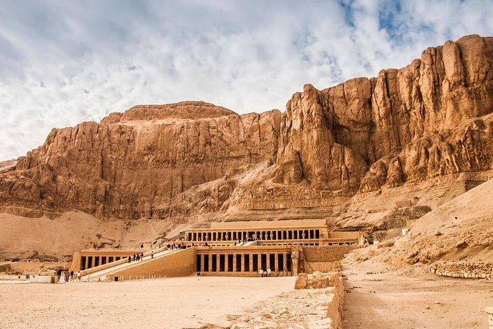 hashtag tour gallery Image